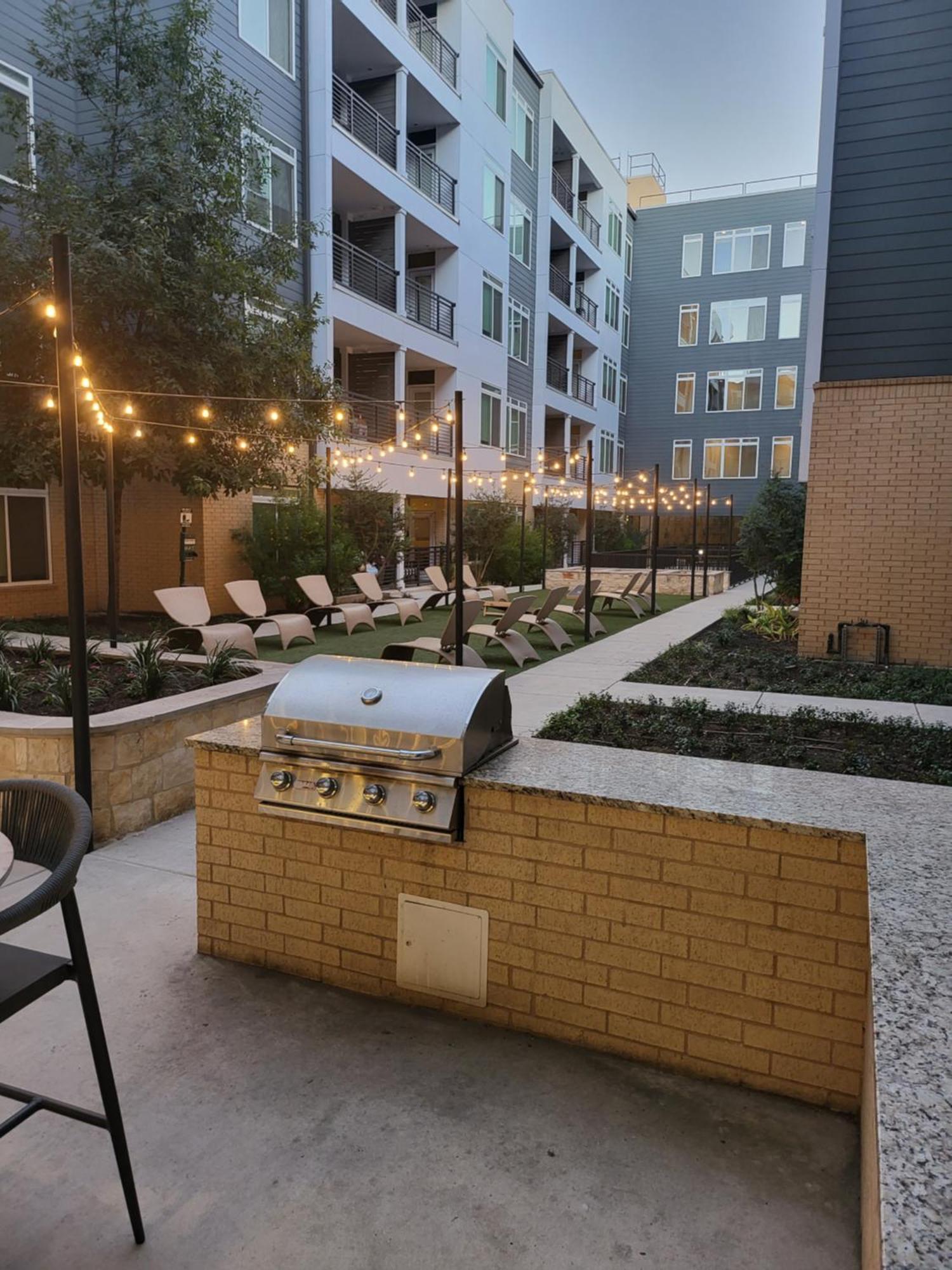 Beautiful Condo On Riverwalk W King Ste Free Parking Pet Friendly Centrally Located On The Riverwalk San Antonio Extérieur photo